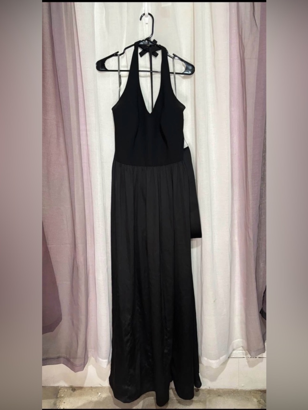 WHITE By Vera Wang Black Halter Bow Maxi Dress